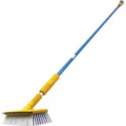 Picture of RAVEN TELESCOPIC WATER BRUSH COMPLETE WITH 2-4M EXTN HANDLE