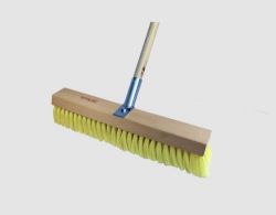 Picture of NZ BRUSH DEN BROOM 610MM (WITH 92444 1.35M ALLOY HANDLE)